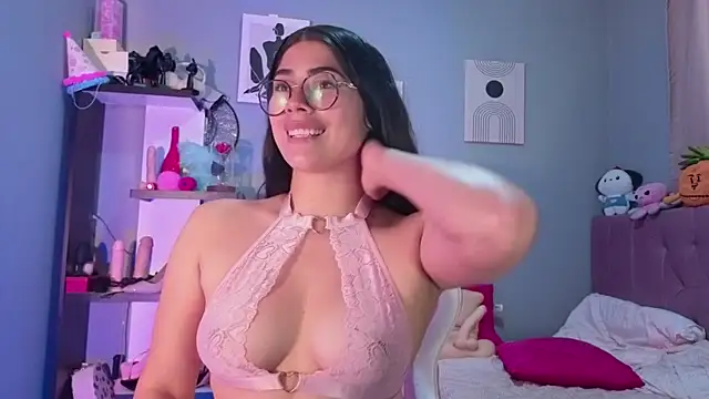 LoaLuxury online show from March 27, 2026, 7:59 pm