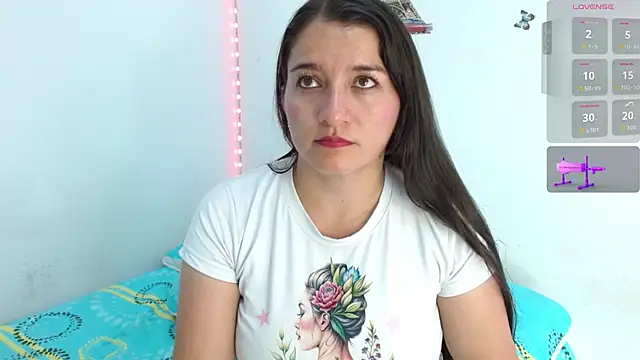 Emelyross  online show from January 9, 2026, 1:34 am