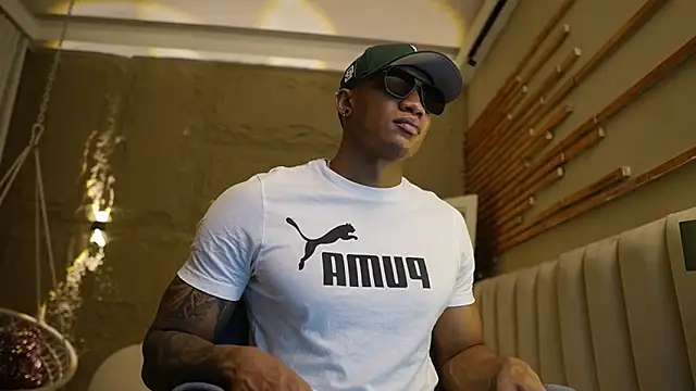 Logan Varela online show from April 19, 2026, 5:14 pm