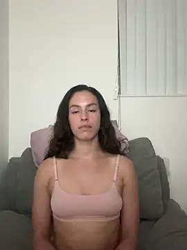 brookehoneynina online show from March 18, 2025, 12:51 am