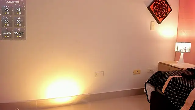 Snapshot of Agatha_Vixen chatting on March 11, 2025, 3:23 pm Agatha Vixen online show from March 11, 2025, 3:23 pm