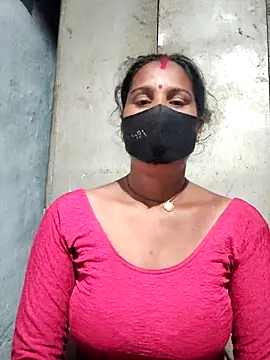 Snapshot of Hey_Ziya chatting on October 24, 2025, 7:57 pm Hey Ziya online show from October 24, 2025, 7:57 pm