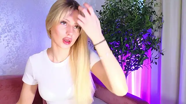 Snapshot of Grace_Gordon chatting on February 7, 2025, 4:27 am Grace Gordon online show from February 7, 2025, 4:27 am