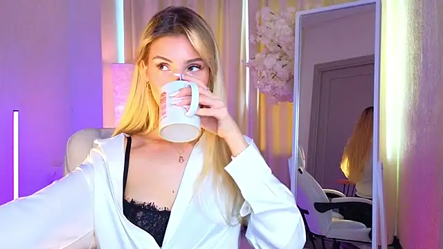 Snapshot of Grace_Gordon chatting on March 23, 2025, 4:27 am Grace Gordon online show from March 23, 2025, 4:27 am