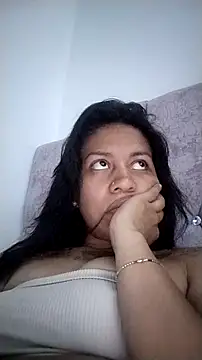 Tiphanydirty3 online show from March 11, 2026, 4:06 am