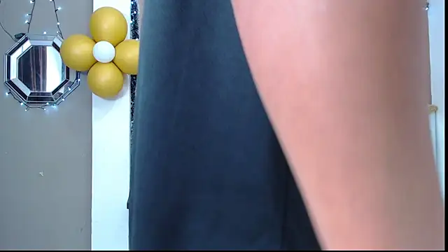 dominic smith  online show from November 22, 2025, 11:25 pm