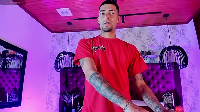 DrakeNeumann online show from November 3, 2025, 3:56 am