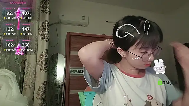 Lili 666 online show from October 31, 2025, 4:47 pm