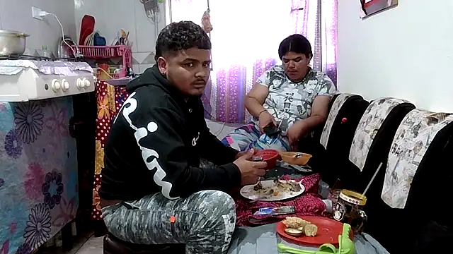 Boycuriousxxx online show from April 18, 2026, 7:07 pm