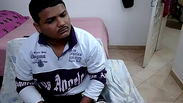 Boycuriousxxx online show from February 1, 2026, 12:03 pm