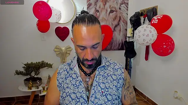 mr maik online show from February 15, 2025, 10:11 am