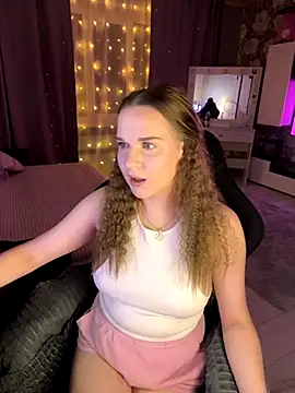 Lexi noah online show from November 27, 2025, 7:14 pm