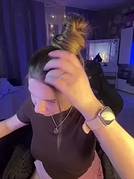 Lexi noah online show from December 19, 2025, 9:28 pm