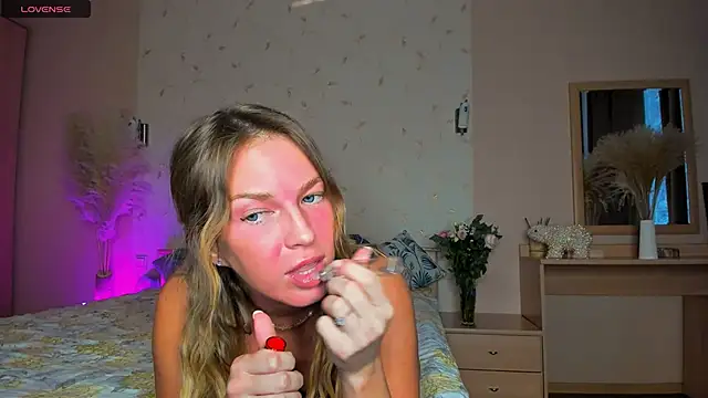 Snapshot of Jeanne_Williams chatting on February 18, 2025, 10:27 am Jeanne Williams online show from February 18, 2025, 10:27 am