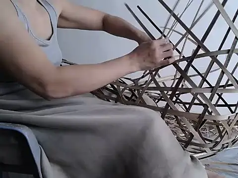 nolame18xxx online show from October 28, 2025, 9:30 am