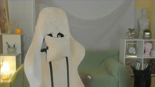 Snapshot of April_o_Nill chatting on March 16, 2025, 2:55 pm April o Nill online show from March 16, 2025, 2:55 pm