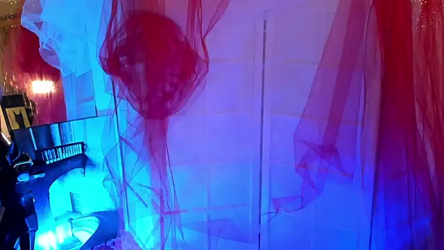 Snapshot of April_o_Nill chatting on November 29, 2025, 3:12 pm April o Nill online show from November 29, 2025, 3:12 pm