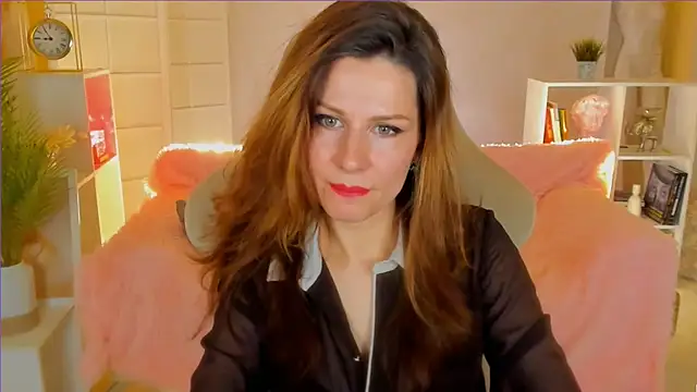 Snapshot of April_o_Nill chatting on February 6, 2025, 4:36 pm April o Nill online show from February 6, 2025, 4:36 pm