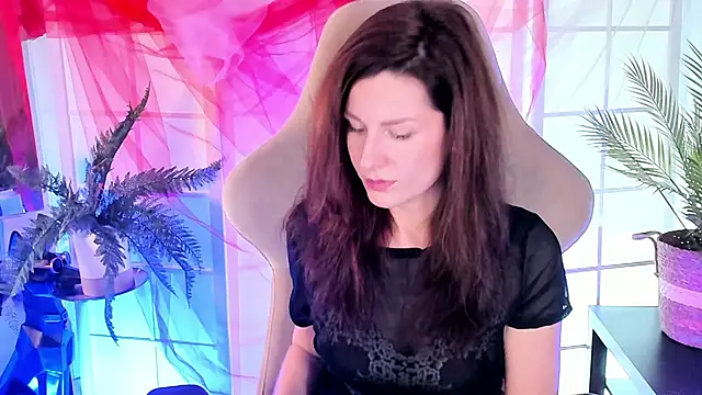 Snapshot of April_o_Nill chatting on November 14, 2025, 3:48 pm April o Nill online show from November 14, 2025, 3:48 pm