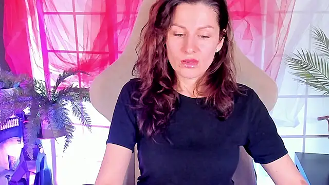 Snapshot of April_o_Nill chatting on November 21, 2025, 6:18 pm April o Nill online show from November 21, 2025, 6:18 pm