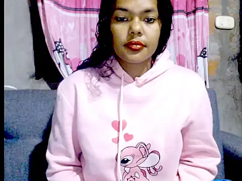 Snapshot of dirtyxgirlxxxschoolgirl chatting on December 4, 2025, 7:40 am dirtyxgirlxxxschoolgirl online show from December 4, 2025, 7:40 am