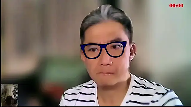 Snapshot of YuHsuant chatting on February 13, 2025, 3:14 pm YuHsuant online show from February 13, 2025, 3:14 pm