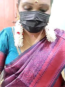 Snapshot of malliga98 chatting on November 30, 2025, 6:19 pm malliga98 online show from November 30, 2025, 6:19 pm