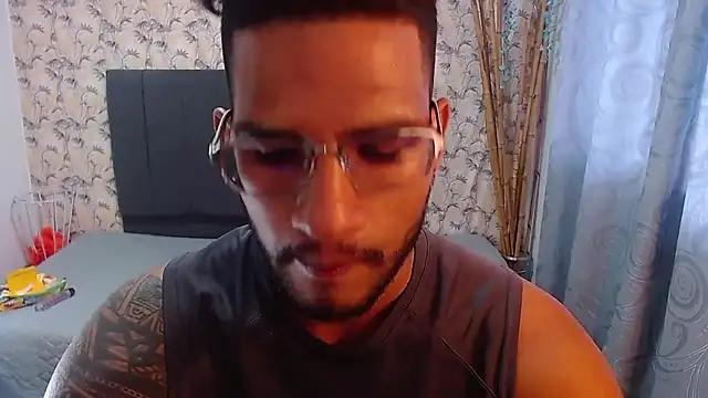 sweet-blowork online show from December 12, 2024, 10:09 pm