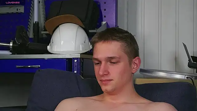 dustyn fox online show from January 16, 2026, 6:01 pm