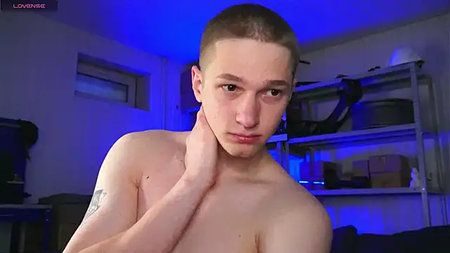 dustyn fox online show from March 17, 2026, 3:04 pm