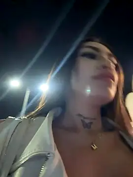 Effy Bonny online show from November 6, 2025, 2:26 am