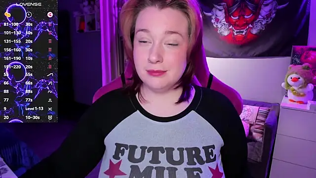 gitera  online show from October 27, 2025, 10:54 pm