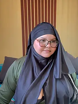 Snapshot of _Shara_Handal_ chatting on October 27, 2025, 11:55 am Shara Handal online show from October 27, 2025, 11:55 am