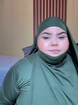 Snapshot of _Shara_Handal_ chatting on March 5, 2025, 10:11 am Shara Handal online show from March 5, 2025, 10:11 am