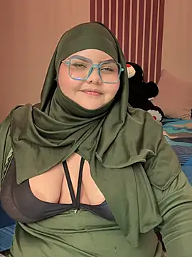 Snapshot of _Shara_Handal_ chatting on March 19, 2025, 10:33 am Shara Handal online show from March 19, 2025, 10:33 am