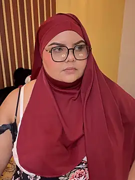 Snapshot of _Shara_Handal_ chatting on November 4, 2025, 6:50 am Shara Handal online show from November 4, 2025, 6:50 am