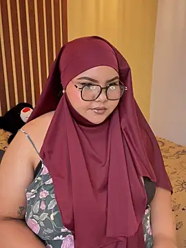 Snapshot of _Shara_Handal_ chatting on November 2, 2025, 10:20 am Shara Handal online show from November 2, 2025, 10:20 am