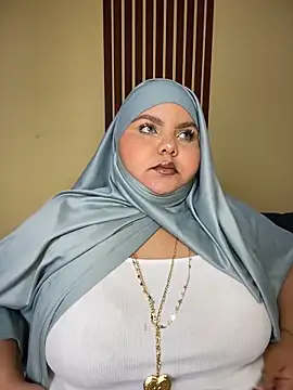  Shara Handal  online show from June 4, 2026, 9:14 am