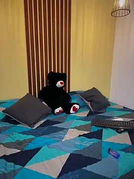 Snapshot of _Shara_Handal_ chatting on October 17, 2025, 11:01 am Shara Handal online show from October 17, 2025, 11:01 am