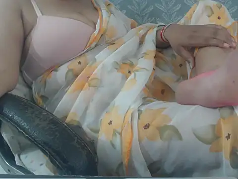 Snapshot of cute-priy chatting on July 28, 2026, 11:17 am cute-priy online show from July 28, 2026, 11:17 am
