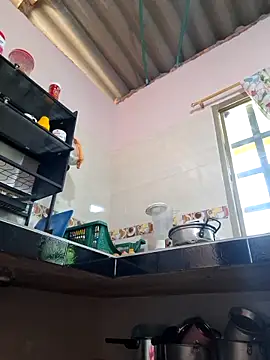 Snapshot of sexy-latin10 chatting on October 23, 2025, 3:54 pm sexy-latin10 online show from October 23, 2025, 3:54 pm