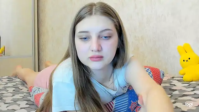 MollyDolle online show from January 11, 2025, 11:34 am