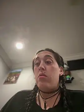 ThicBunz online show from April 19, 2026, 3:07 am