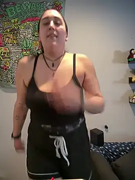 ThicBunz online show from February 8, 2026, 3:21 pm