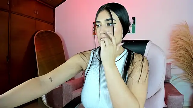 Snapshot of Alheli_16 chatting on December 14, 2025, 1:28 pm Alheli 16 online show from December 14, 2025, 1:28 pm