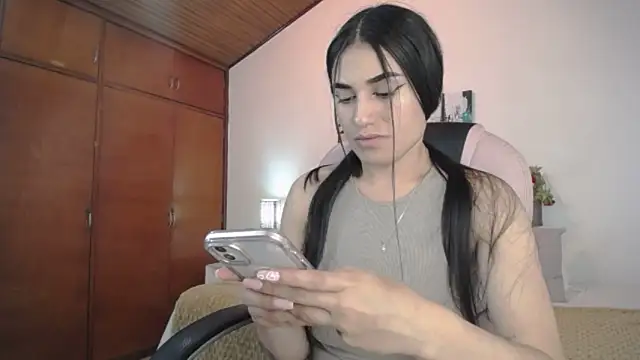 Snapshot of Alheli_16 chatting on March 21, 2025, 12:28 pm Alheli 16 online show from March 21, 2025, 12:28 pm