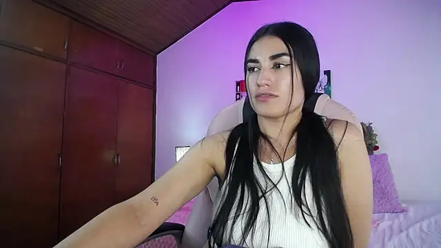 Snapshot of Alheli_16 chatting on March 5, 2025, 5:08 pm Alheli 16 online show from March 5, 2025, 5:08 pm