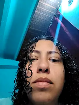 Snapshot of aixa_15 chatting on April 30, 2026, 11:06 am aixa 15 online show from April 30, 2026, 11:06 am