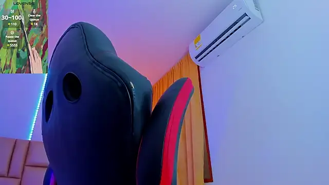 Snapshot of Nathan_Bluee chatting on March 2, 2025, 4:58 pm Nathan Bluee online show from March 2, 2025, 4:58 pm