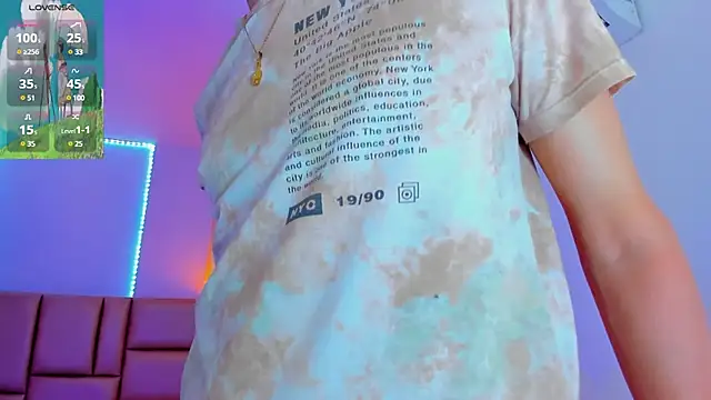 Snapshot of Nathan_Bluee chatting on March 2, 2025, 1:53 pm Nathan Bluee online show from March 2, 2025, 1:53 pm